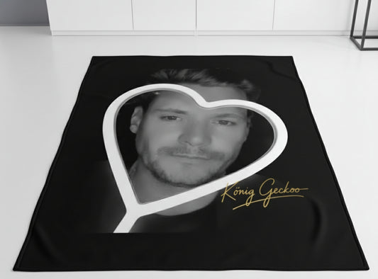 🖤 König Geckoo – Heart Edition Kuscheldecke